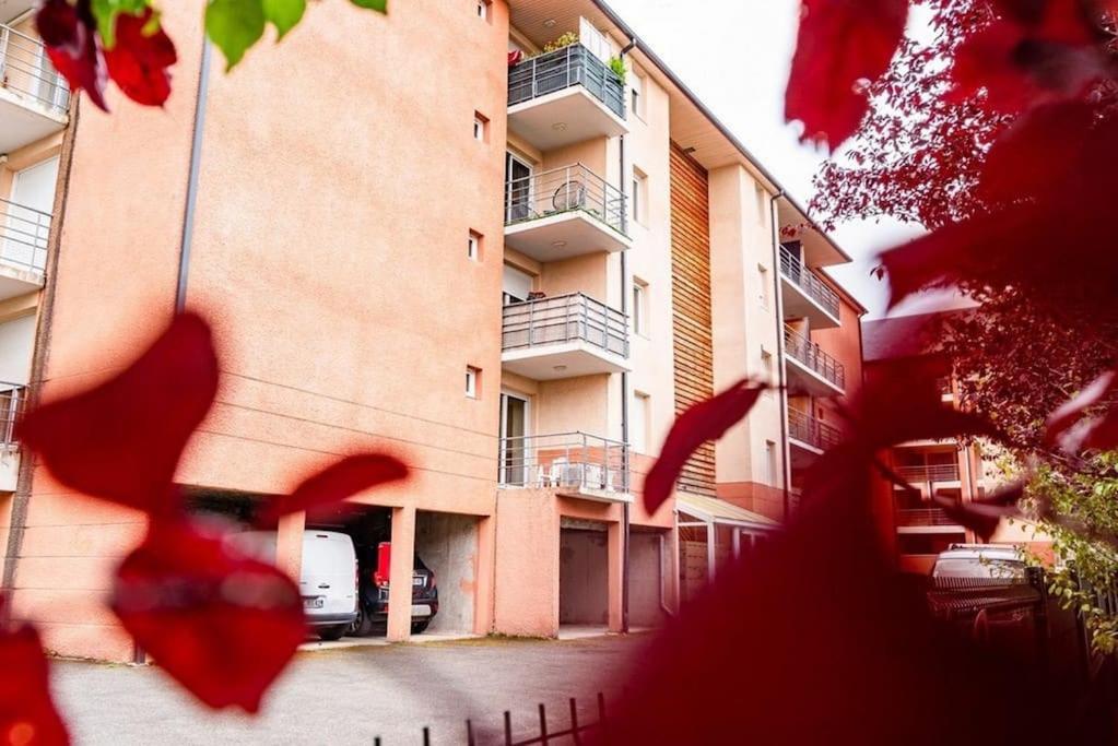 Lourde Center Apartment 3 Bed With Parking 卢德 外观 照片